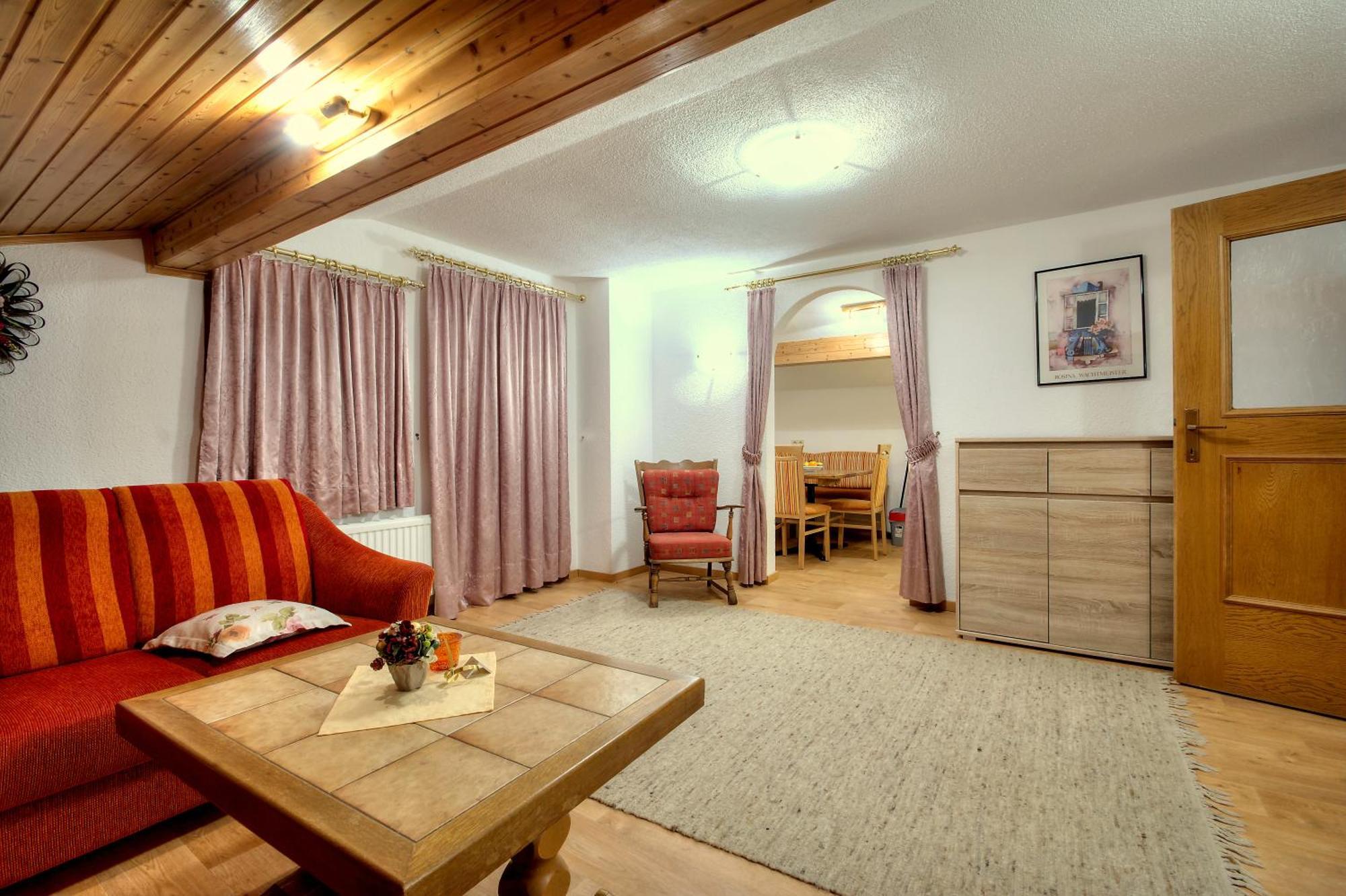 Ferienhaus Bergkristall ペットイ・アム・アールベルク 部屋 写真